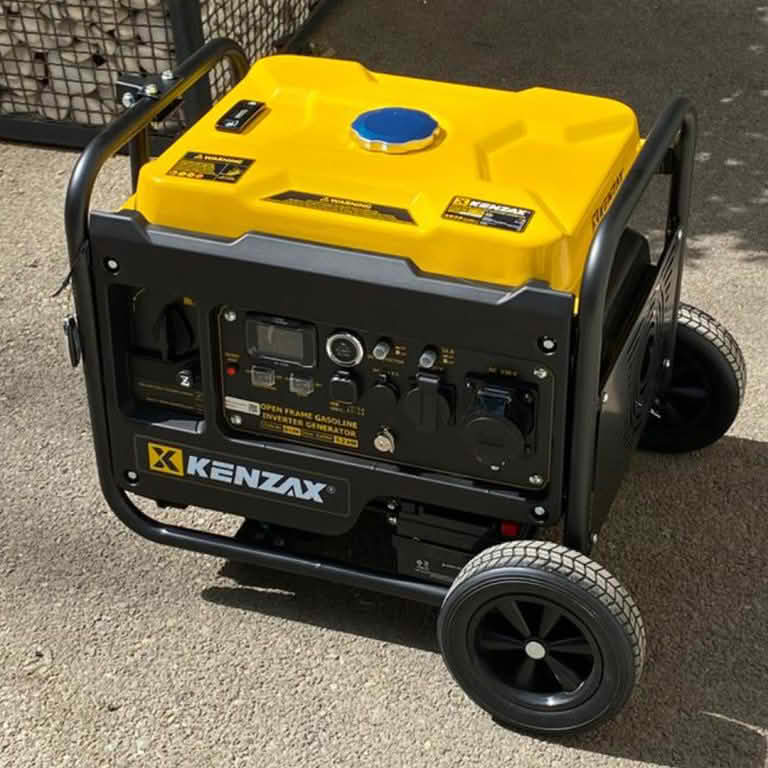 موتور برق بنزینی کنزاکس ۵.۲ کیلووات مدل ۶۱۰۶ اینورتری ریموت‌ دار